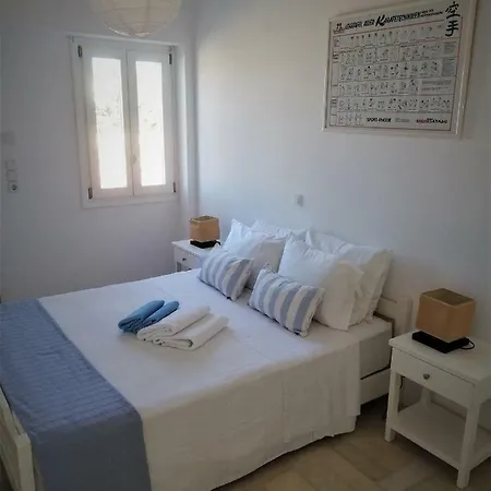 Dinos Aliki (Paros)