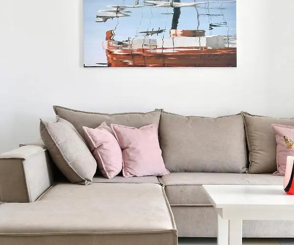 Villa Dinos Aliki (Paros)